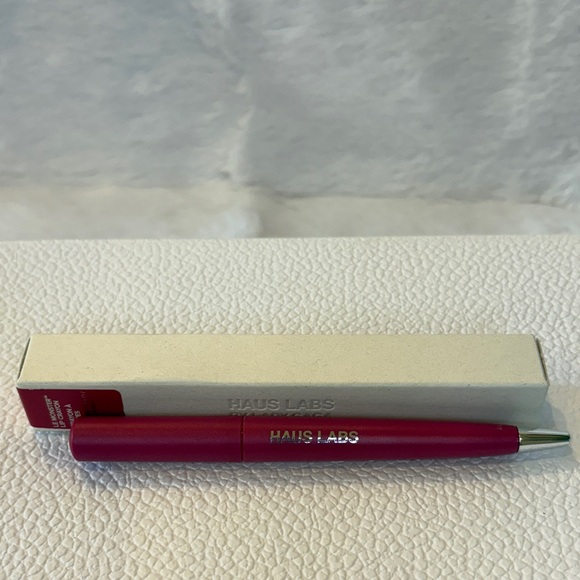 Haus Labs Berry Matte Lip Crayon - Picture 2 of 5